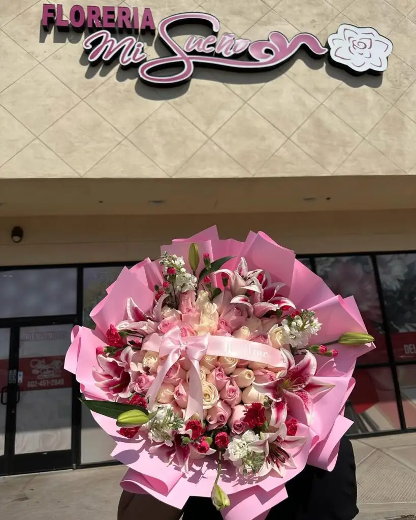 el ramo perfecto si existe 💖📞602 410 4732📍5004 n 95th ave glendale az#ramobuchon #pinkflowe